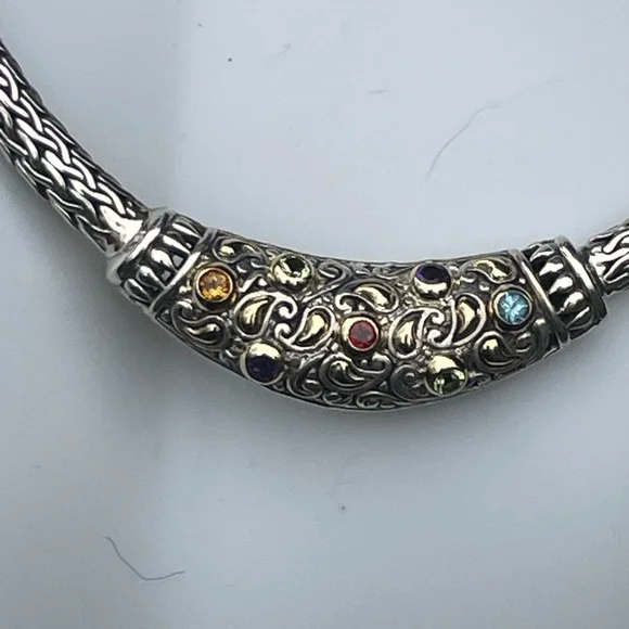 Elegant Silver Necklace with Gem Accents